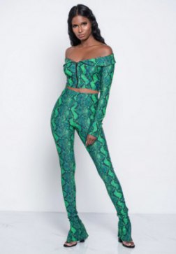 Sexy Off The Shoulder Long Sleeves Two Pieces Set