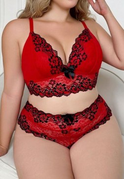 Plus Size Daring Dreamer Bra Set