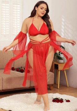 Plus Size Fluttering Mesh Bra and Skirt Set